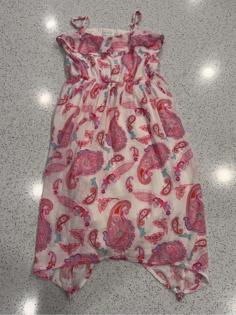 Place Cream Top with Pink Heart Details